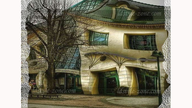 1_The-Crooked-House-Sopot-Poland-1