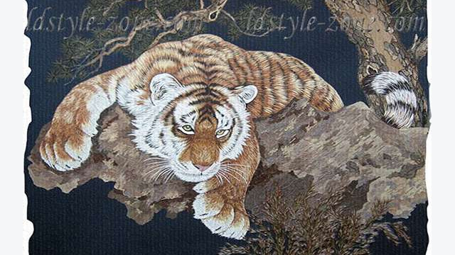 Lyubov-Silchenkova-Tigre
