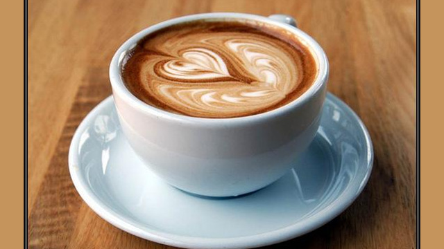 Arte del café con leche: corazon Arte del café con leche: corazon